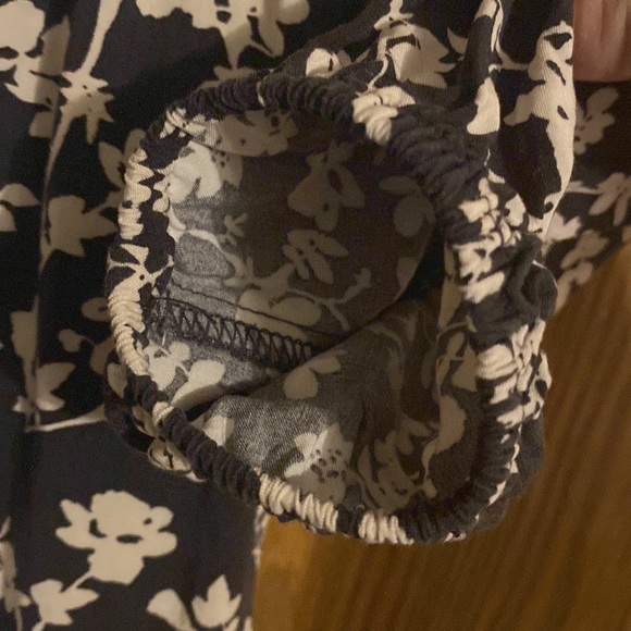 Old Navy Puff-Sleeve Floral Mini Swing Dress - only worn once w/pockets - Picture 5 of 8